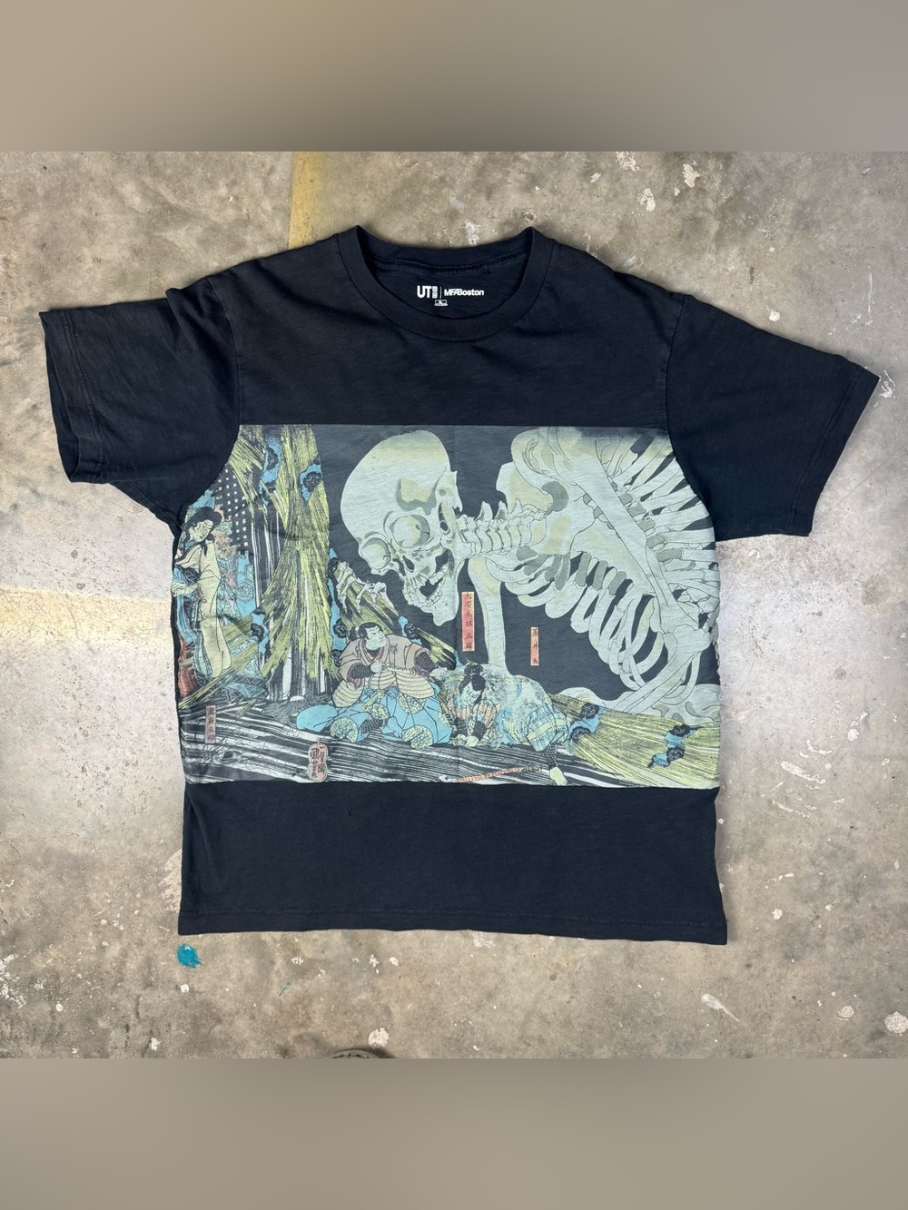 Uniqlo x MFA Boston Skeleton Graphic T-Shirt Size XL Ukiyo E Japanese Art UT